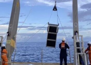 Harvard Profesörü UFO’lara Ait Görünüşü Dünya’ya Benzeyen Bir Cisim Buldu!