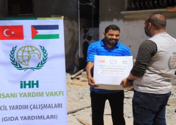 İHH Sudanlı Savaş Mağdurlarına Gıda Desteği  Sağladı