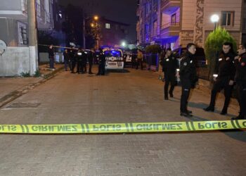 İki Grup Arasında Çıkan Kavgada 3 Kişi Yaralandı