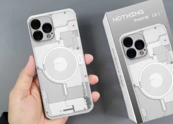 iPhone 15’in İkizi Olabilir! Nothing Phone 2 Yolda