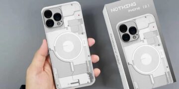 iPhone 15’in İkizi Olabilir! Nothing Phone 2 Yolda