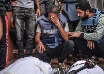 İsrail Basını Susturmaya Çalışıyor