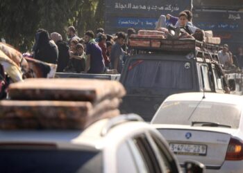 İsrail Gazze’de Göç Konvoyunu Bombaladı