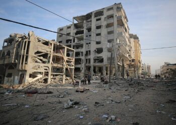 İsrail’in Gazze Şeridi’ne Hava Saldırıları Sürüyor