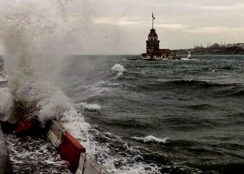 İstanbul Valiliği Fırtına Uyarısı Yaptı