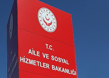 İstanbul’da “Aile Çalıştayı” düzenledi