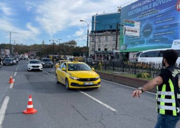 İstanbul’da Taksicilere Denetim Yapıldı