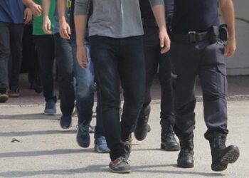 İstanbul’da Yapılan DEAŞ Operasyonunda 8 Kişi Yakalandı