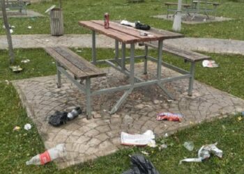 İzmit’ten çevreyi kirletenlere reaksiyon gösterdi