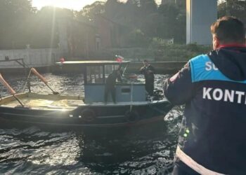 Kaçak Midye Avlayan Tekne Sahibine Para Cezası