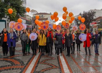 Kadına Yönelik Şiddete Karşı Farkındalık Yürüyüşü Yapıldı