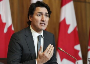 Kanada Başbakanı Justin Trudeau Cami’den Kovuldu
