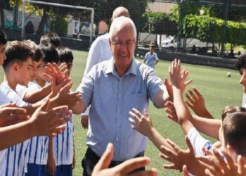 Karabağlar’da yaz spor okulları doludizgin