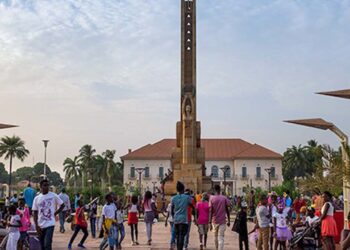 Karadeniz Enerji’ye 17 Milyon Dolarlık Borcu Olan Afrika Ülkesi Karanlığa Gömüldü