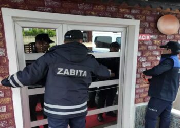 Karasu’da 8 Gazino Ve 1 Restoran Mühürlendi