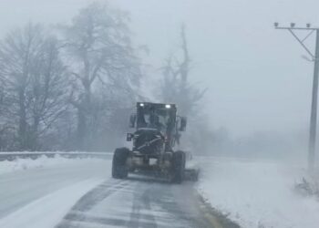 Kırklareli İl Özel İdaresi Ekipleri Karla Mücadele Çalışmalarını Sürdürüyor