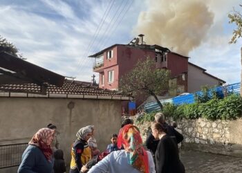 Kocaeli’de Doğalgaz Sobasından Yangın Çıktı