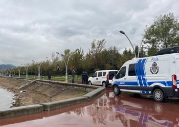 Kocaeli’de Sahilde Erkek Cesedi Bulundu