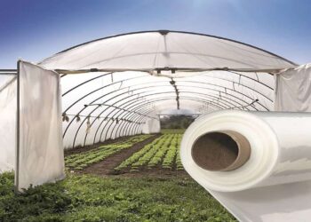 Kumkale’de Tarım Üreticilerine Ücretsiz Sera Naylonu Temin Edildi