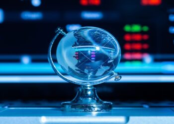 Küresel İklim Riski Barometresi: Şirketlerin İklimle İlgili Taahhütleri Değerlendirildi