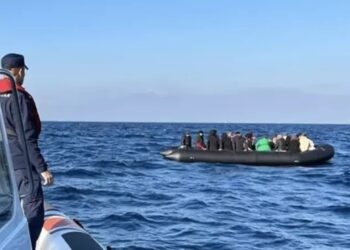 Kuzey Ege’de Kaçak Göçmenlerle Mücadele Devam Ediyor