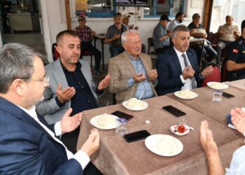 Lapseki’de Kurtuluşun 101. Yılında Merkez Camisi’nde Mevlit Okutuldu