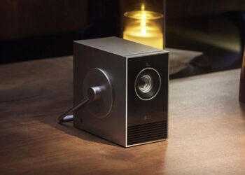 LG Yeni Projektörü  Cinebeam Qube”‘u Tanıttı