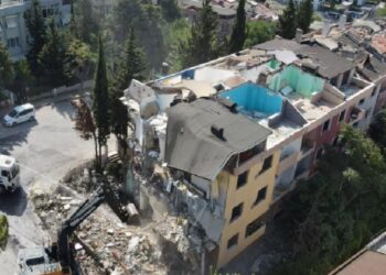 Lider Akgün: “İstanbul’u zelzeleye hazırlamak zorundayız”