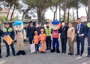 Lösemili Çocuklardan Jandarmayı Ziyaret Etti