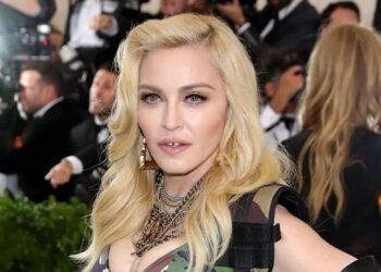 Madonna Apar Topar Yoğun Bakıma Kaldırıldı