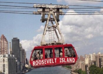 Mahattan’da kısa bir teleferik seyahati