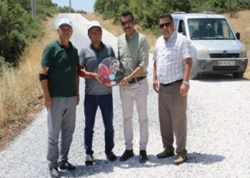 Manisa Büyükşehir Kırkağaç’ta yol konforunu arttırdı