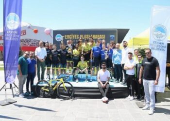 Memleketler arası yol bisikleti yarışlarına tam not