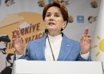 Meral Akşener O İsimlere Gönderme: “Birileri Gibi Yan Gelip Yatmadık”