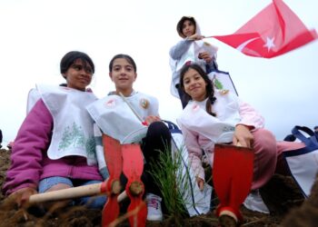 “Milli Ağaçlandırma Günü” İle Trakya’da Binlerce Fidan Dikildi