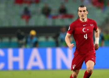 Milli Futbolcudan Üzecek Haber! Çağlar Söyüncü Kadrodan Çıkarıldı
