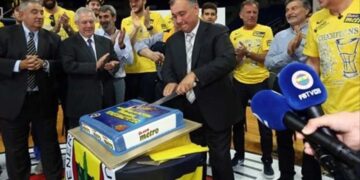 Murat Ülker’den Fenerbahçe’ye Dudak Uçuklatan Bağış