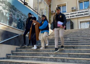 Müstehcen TikTok Yayını Yapan Kadın Gözaltına Alındı