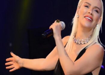 Ömür Gedik’in gizemli yüzüğü merak konusu oldu