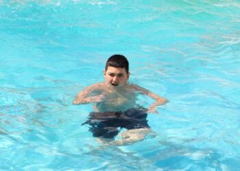 Otizmli Yiğit Bora Yüzme İle Sosyal Beceriler Kazandı