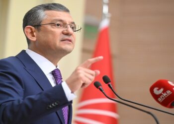 Özgür Özel CHP Genel Başkanlığı İçin Adaylığını Açıkladı