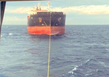 Panama Bayraklı Gemi Çanakkale Açıklarında Arızalandı