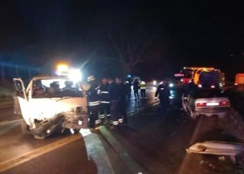 Panelvan ve Otobüs Kazası: 5 Yaralı