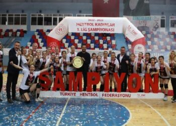 Poyrazın Kızları Üstün Lig’i deplasmanda açacak