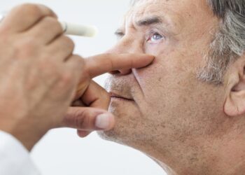 Prof. Dr. Tamer Takmaz Kataraktın Ciddi Sonuçlara Neden Olduğunu Açıkladı