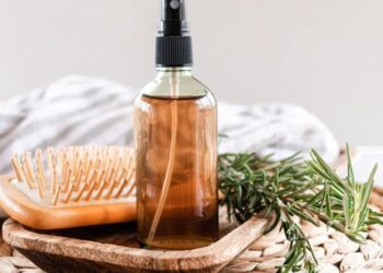 Saç Dökülmesine Son! Saçları Yeniden Çıkarıyor