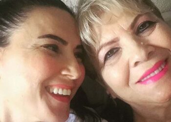 Şebnem Dönmez’in Acı Günü! Annesini Kaybetti