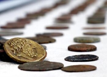 Tarihi Eser Kaçakçılığı Operasyonu: 82 Sikke Ele Geçirildi