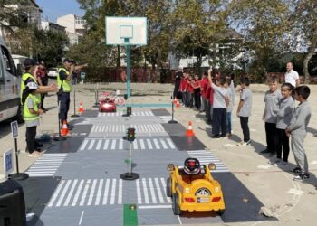 Tekirdağ’da Jandarma 400 Öğrenciye Trafik Eğitimi Verdi