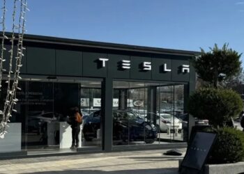 Tesla Ankara’da İlk Mağazasını Açtı